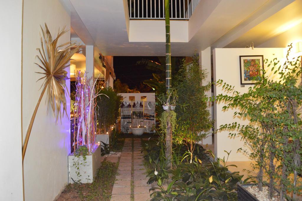 Angkor Boutique Villa Сиемрип Экстерьер фото