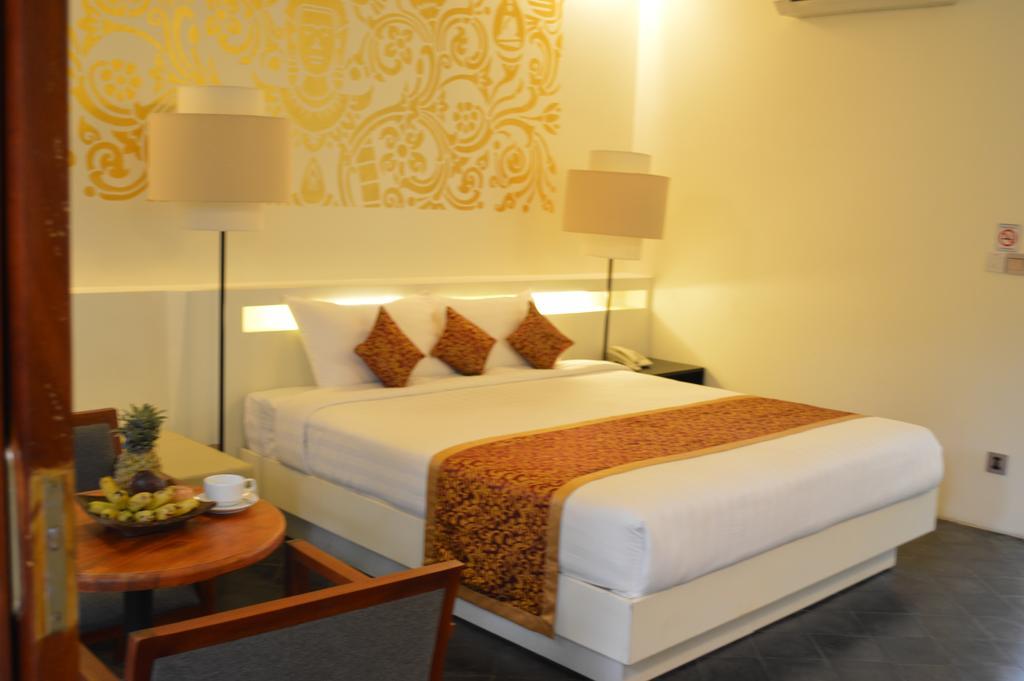 Angkor Boutique Villa Сиемрип Экстерьер фото